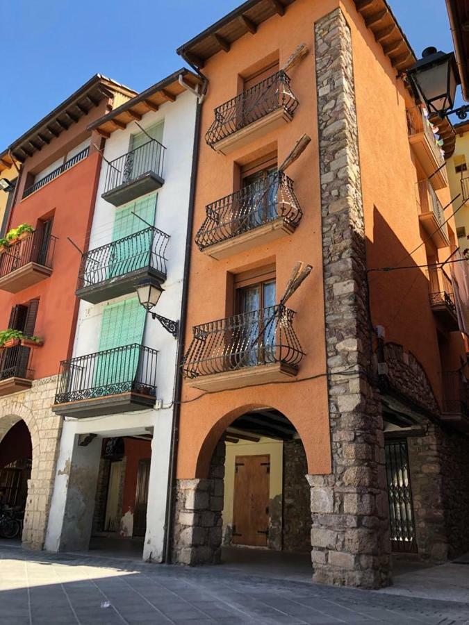 Apartamento Con Encanto El Pont de Suert Luaran gambar